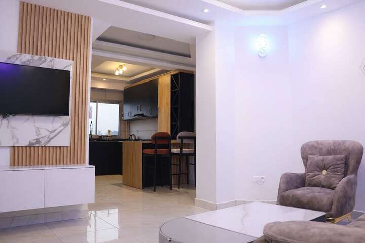 Room 95 of 170