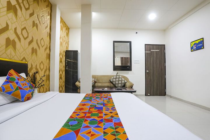 Room 16 of 26
