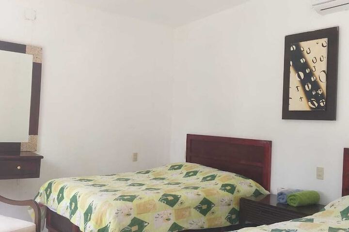 Room 5 of 44