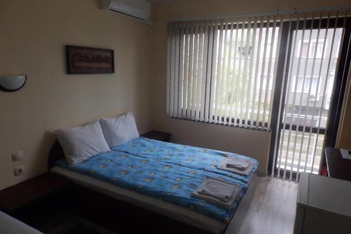 General 3 of 27