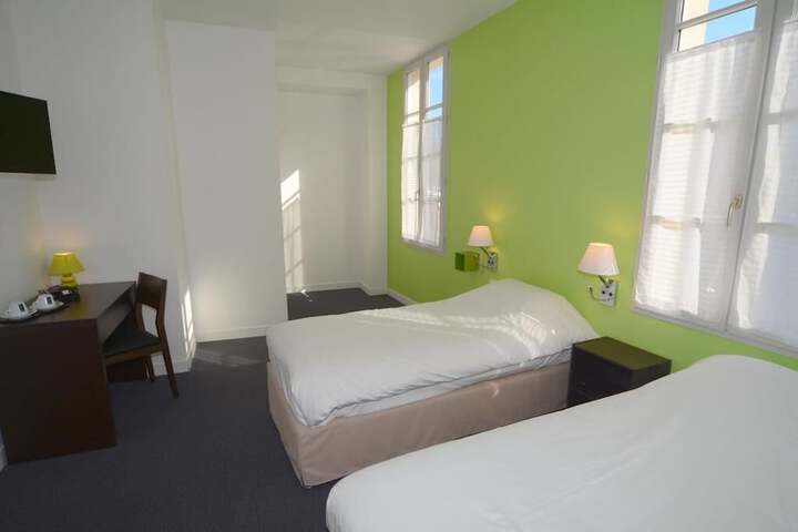 Room 5 of 37