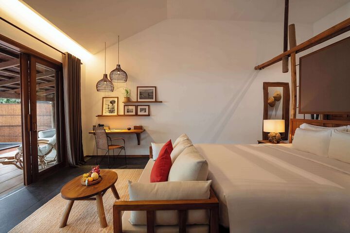 Room 21 of 185