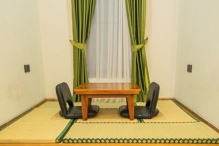 Room 35 of 50