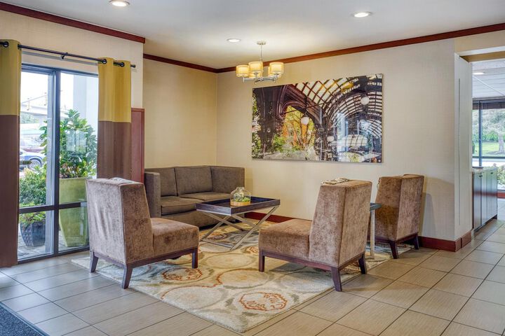 Hotel Lobby