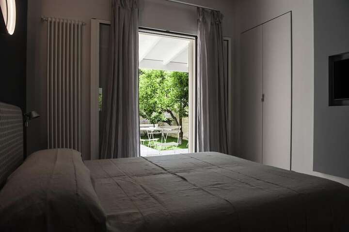 Room 11 of 23