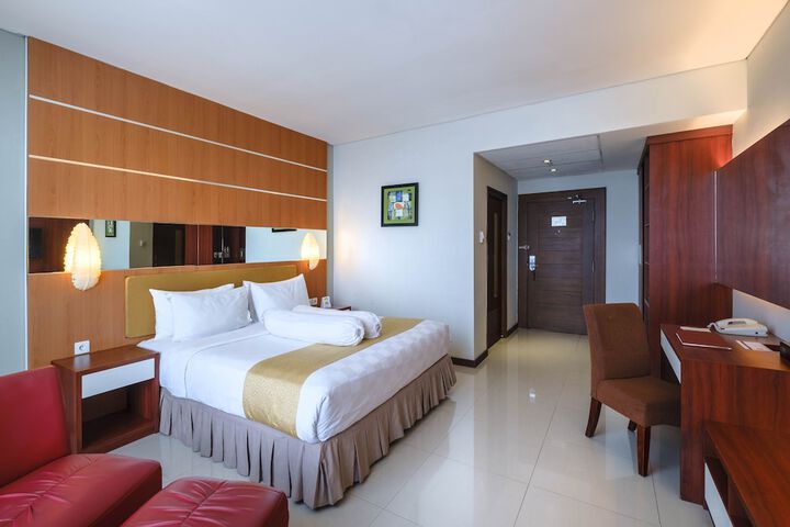 Room 8 of 61
