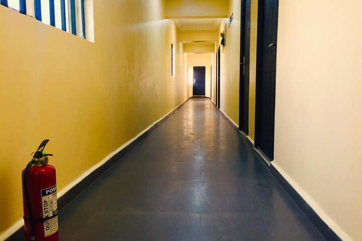 Ballroom/Hall 22 of 23