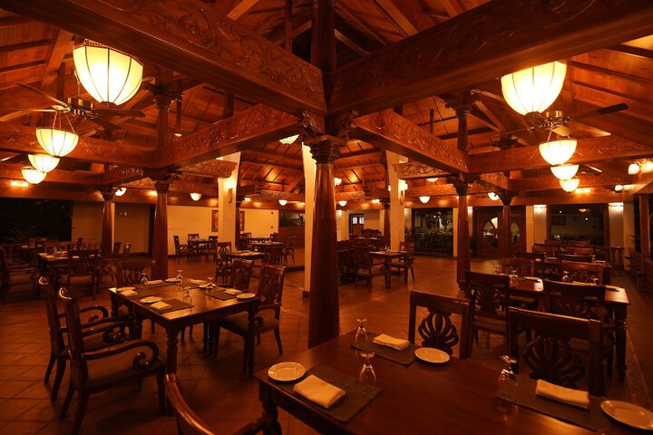 Dining 123 of 149