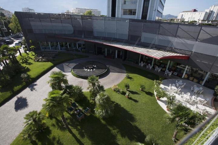 Photo 16