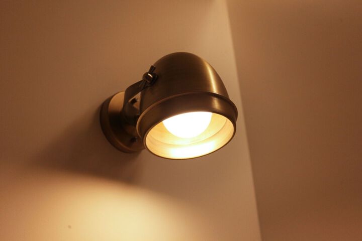 Room 142 of 198