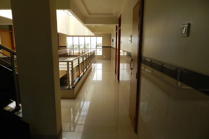 Ballroom/Hall 49 of 70