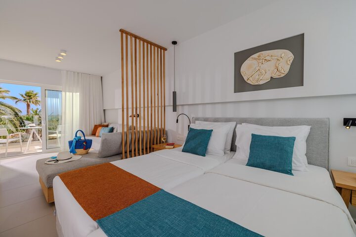 Room 45 of 209