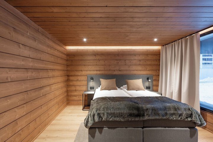 Room 10 of 55