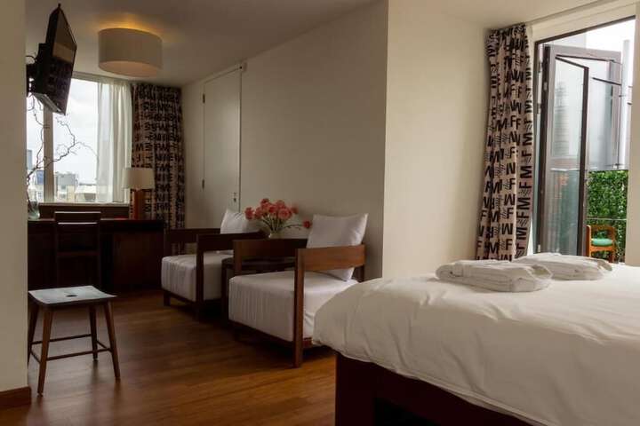 Room 43 of 71