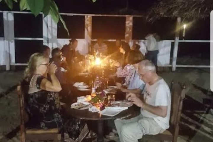 Dining 76 of 89