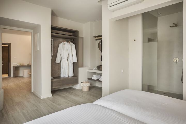 Room 20 of 184