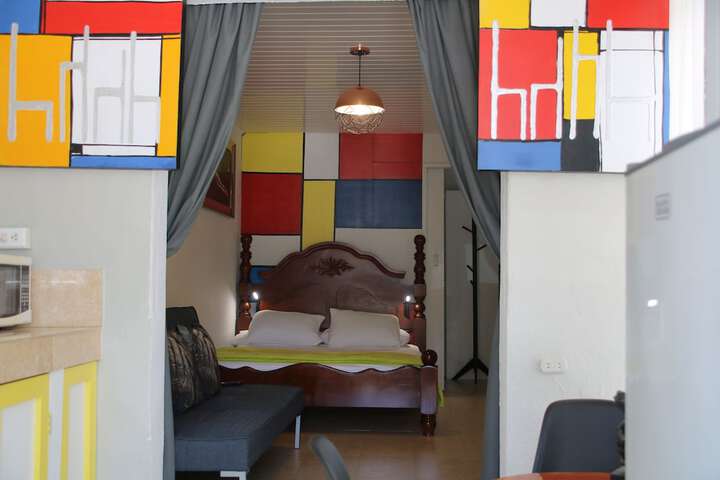 Room 17 of 69