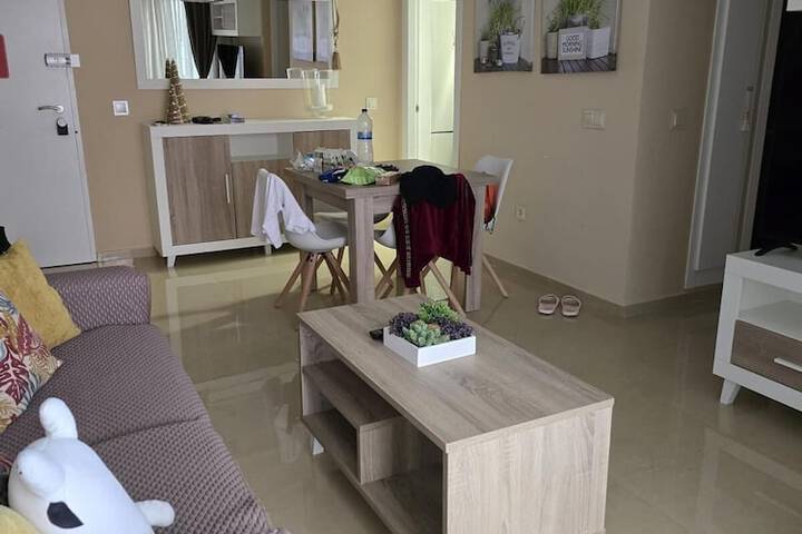 Room 8 of 13