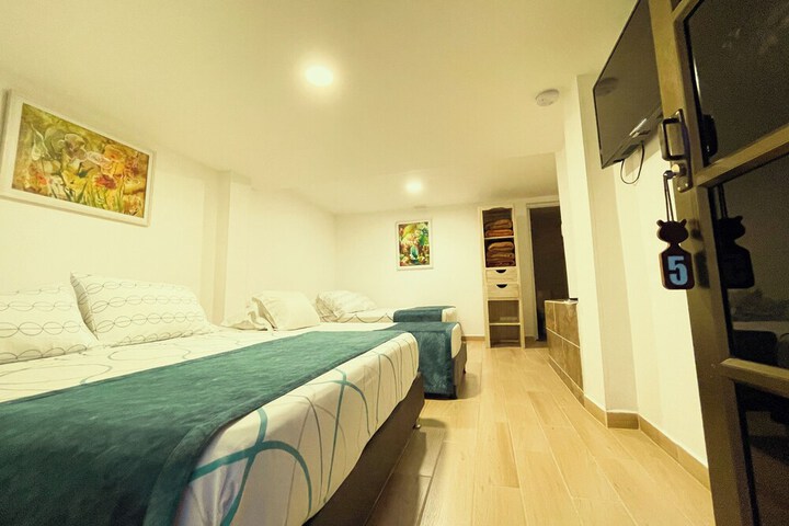 Room 30 of 123