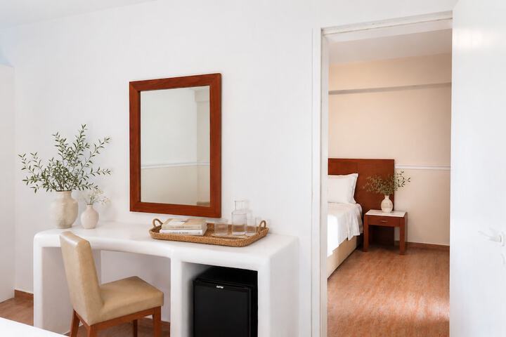 Room 40 of 131