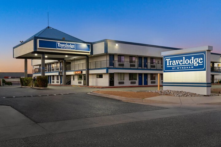 Travelodge by Wyndham Albuquerque West in Albuquerque, NM