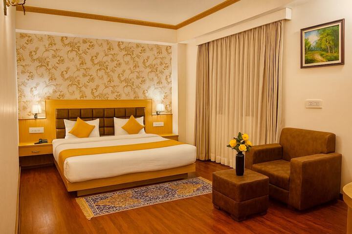 Room 44 of 114