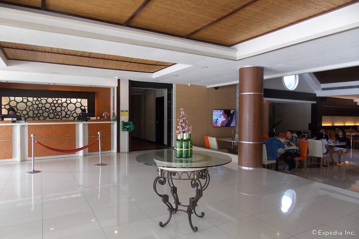 Hotel Interior 4 of 94