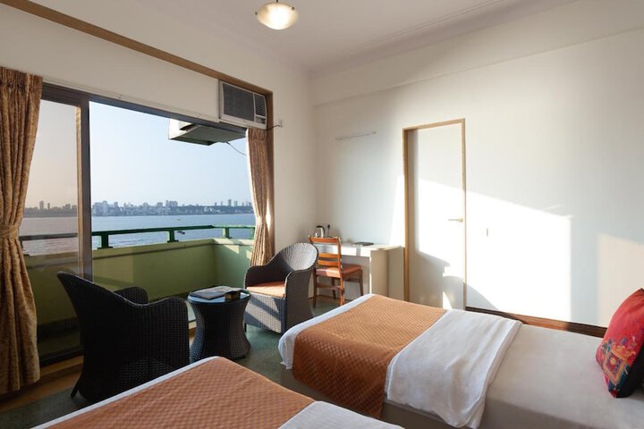 Room 19 of 52