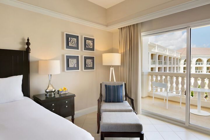 Room 49 of 169