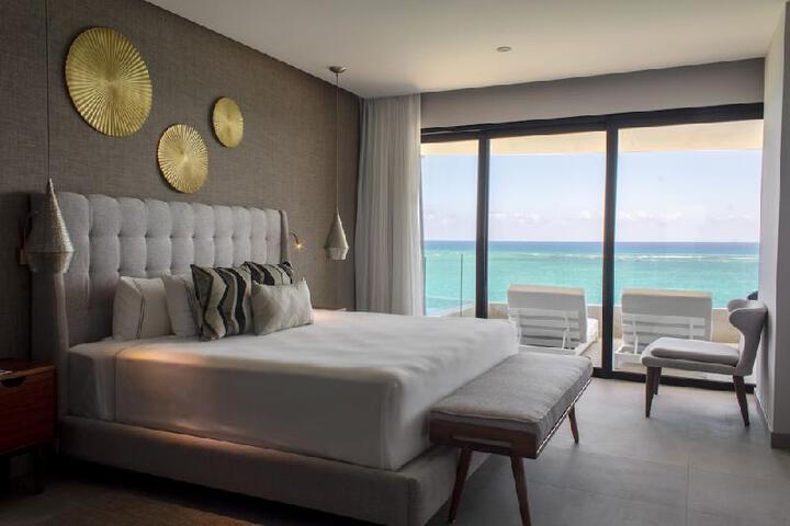 Romarley Beach House