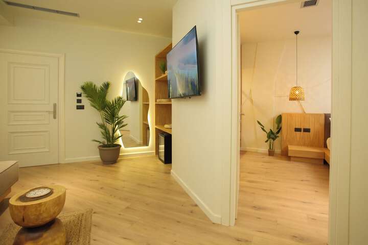 Room 55 of 70