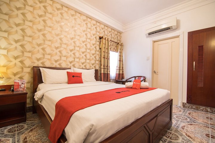 Room 21 of 35