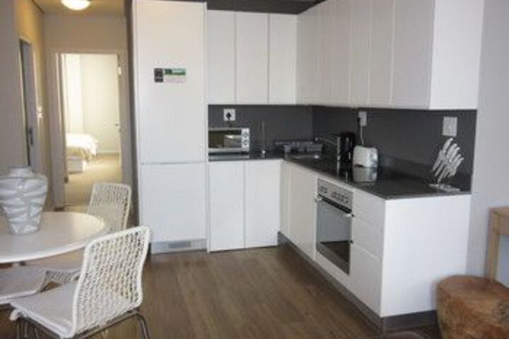 Room 33 of 60