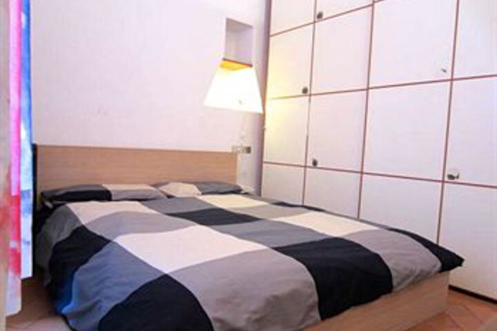 Room 81 of 159