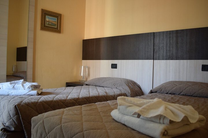 Room 20 of 48