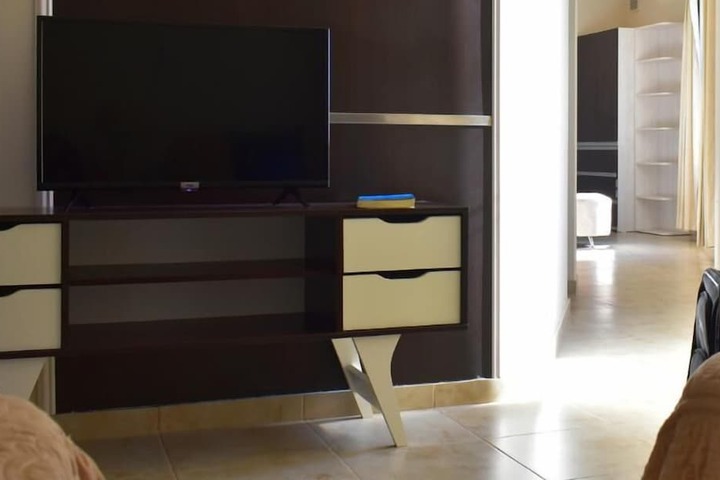 Room 32 of 64