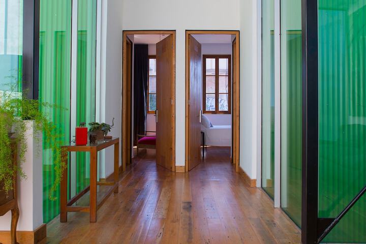 Room 27 of 58