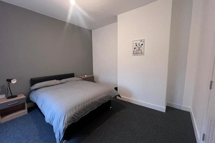 Room 47 of 93