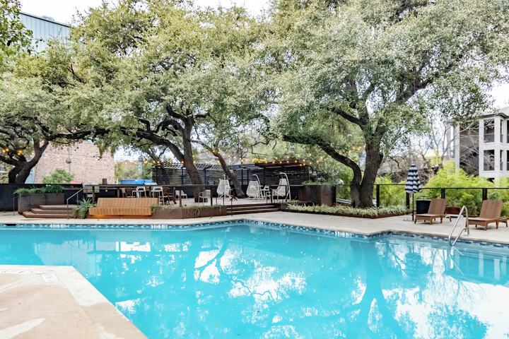 Pool 134 of 137