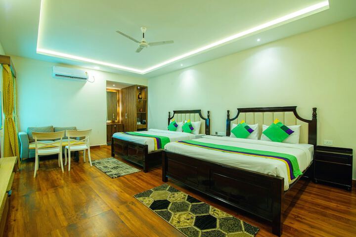 Room 10 of 70