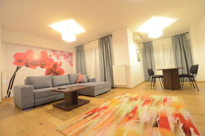 Room 121 of 206