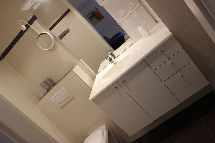 Room 26 of 39