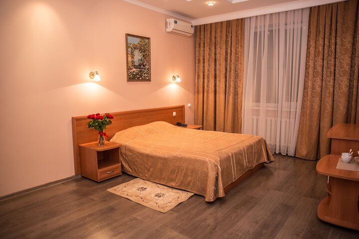 Room 26 of 64