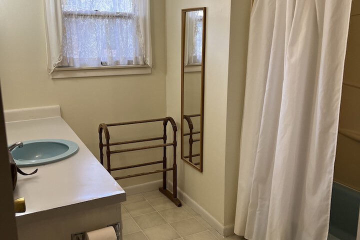 Room 117 of 205