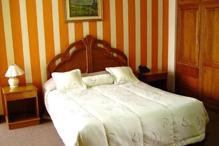 Room 8 of 47