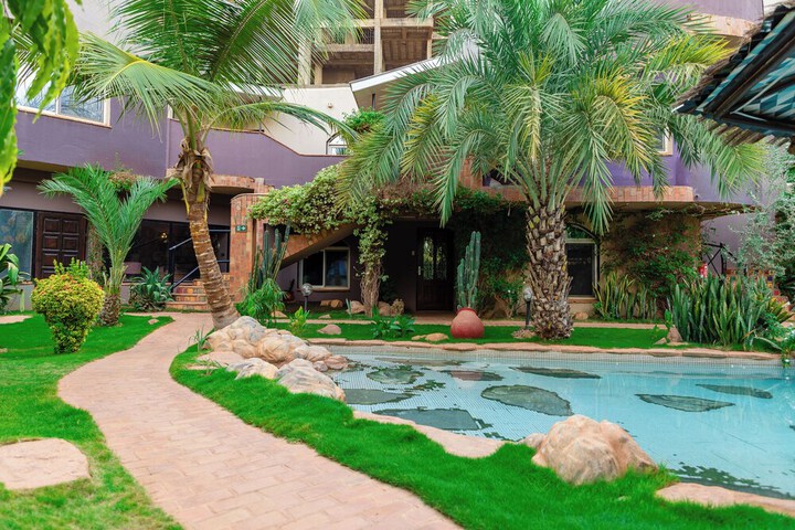 Pool 36 of 49