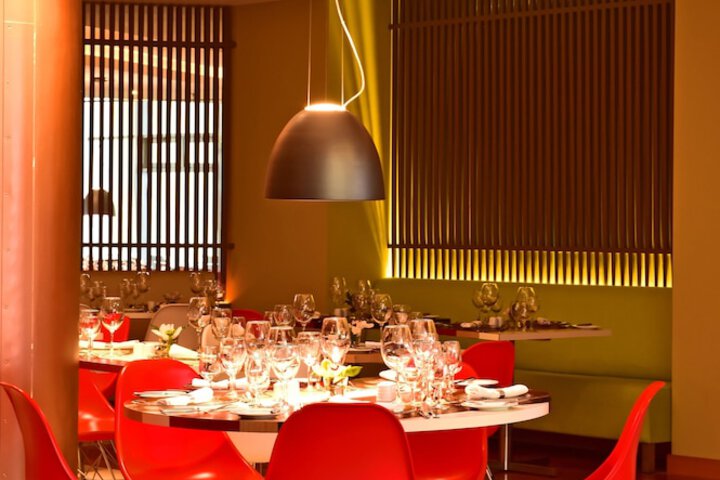 Dining 158 of 250