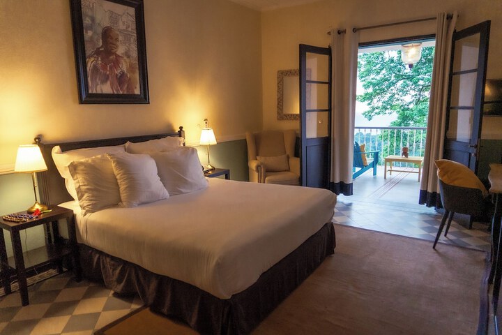 Room 5 of 44