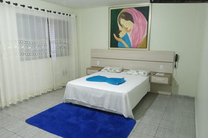 Room 11 of 34