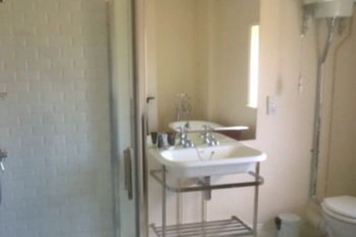 Room 10 of 61
